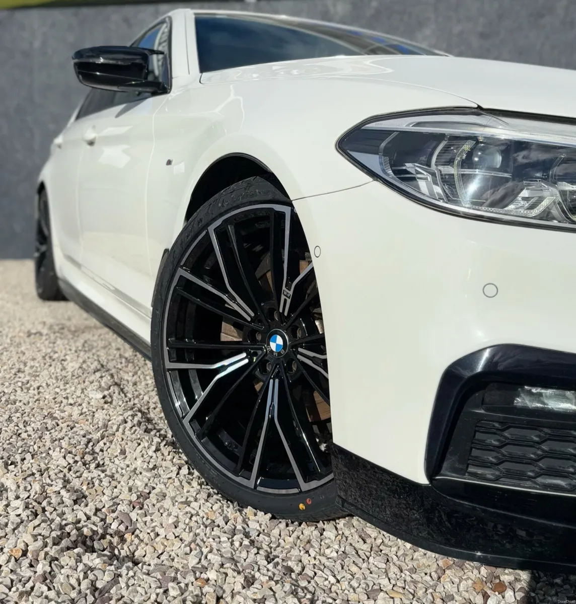 BMW 5-Series 2.0 Diesel M Sport X Drive 2020 - Image 2