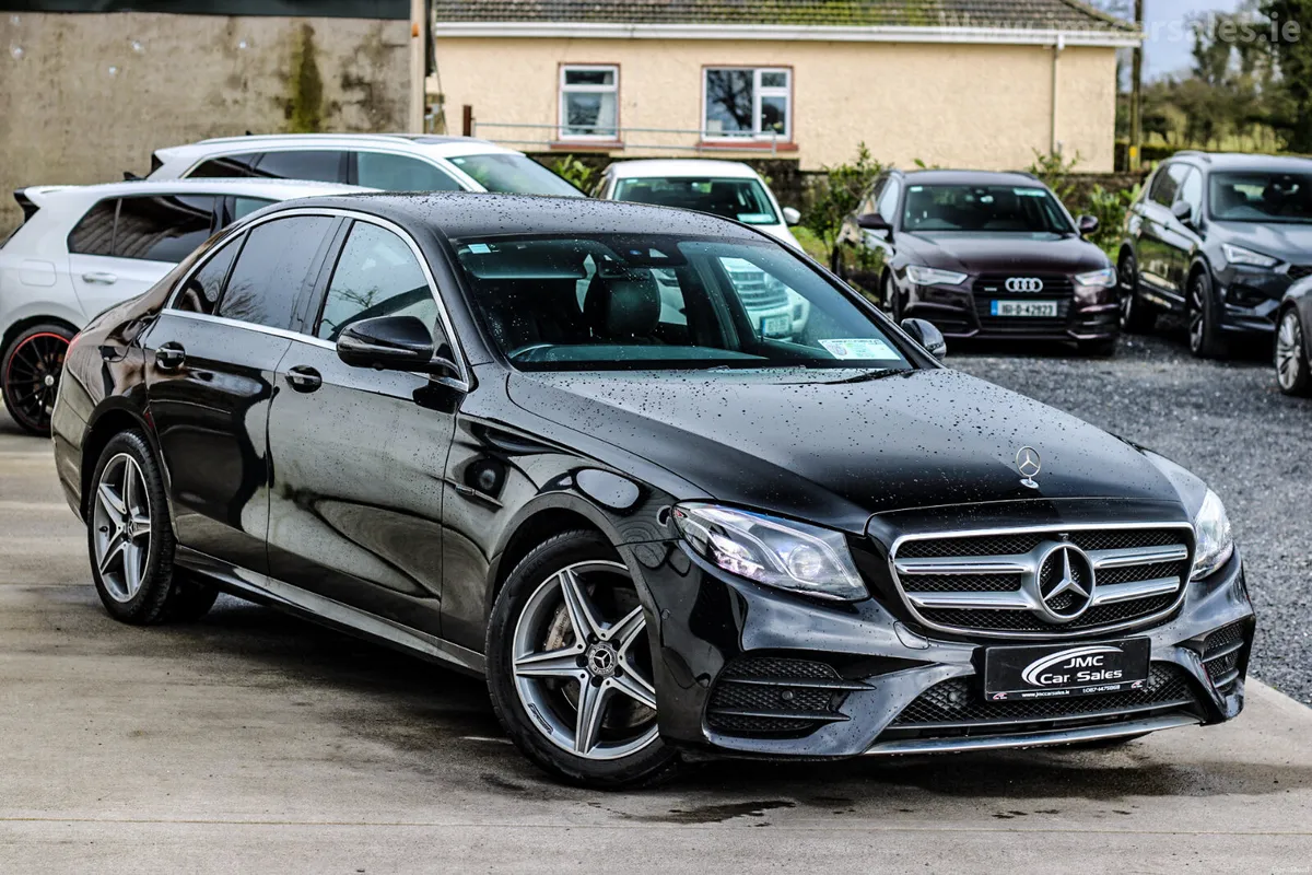 2020 MERCEDES BENZ E300 AMG LINE - Image 3