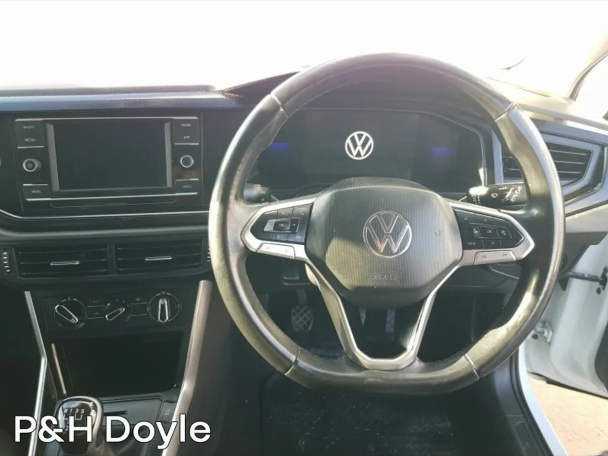 Volkswagen Polo LIFE - Image 2