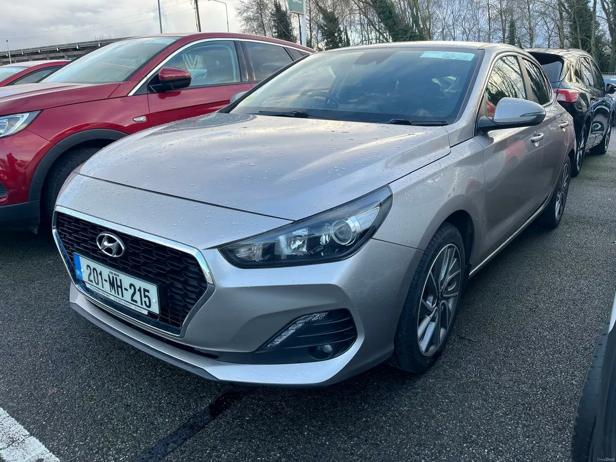 Hyundai i30 fastback - Image 3