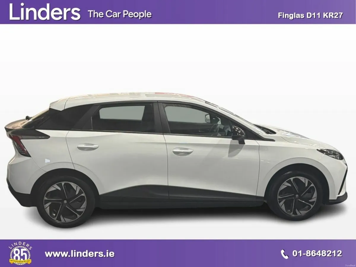 MG MG4 MG4 LR Excite - Image 4