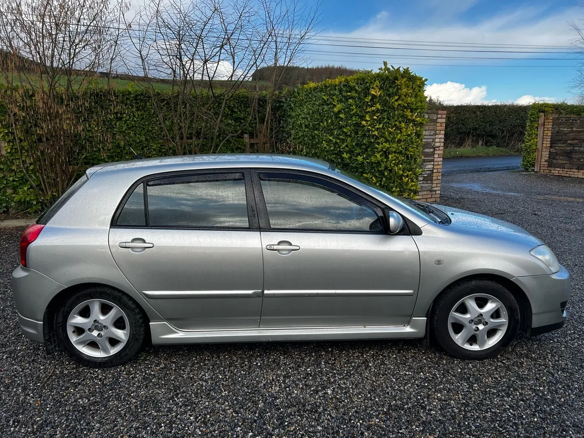 E12 Corolla - Image 4