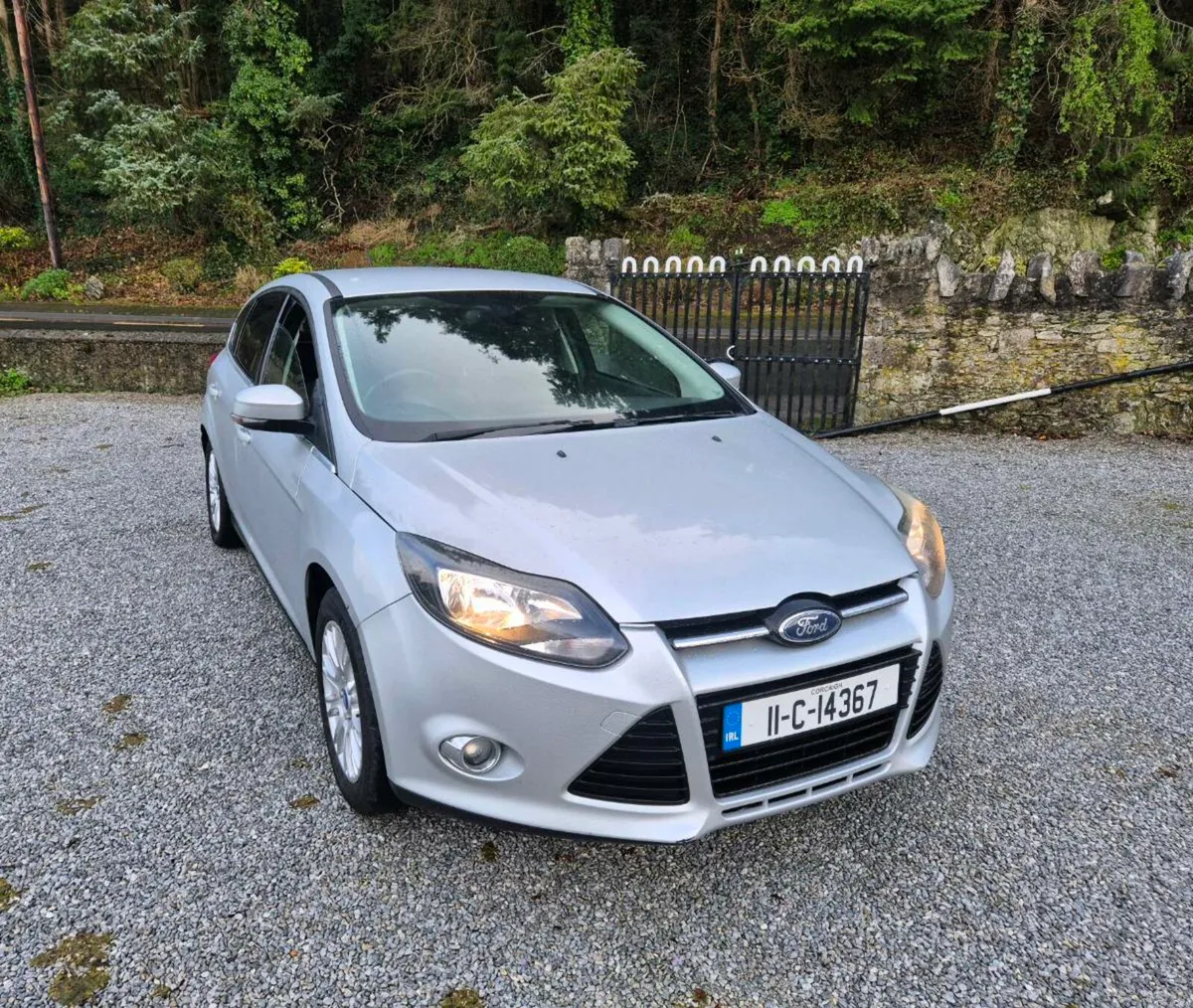 Ford Focus, Titanium High Spec, New NCT, Low miles - Image 3