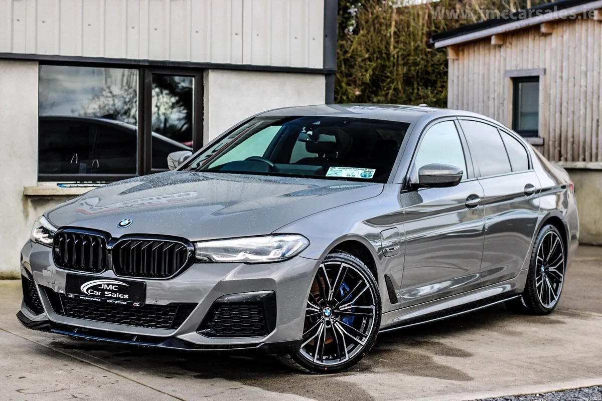 2021 BMW 545e XDRIVE M-SPORT 390BHP - Image 1