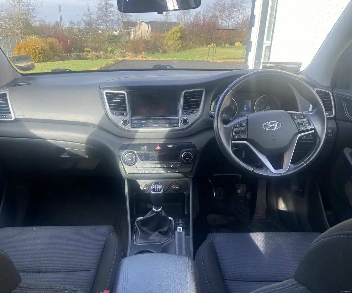 Hyundai Tucson 2017 - Image 2