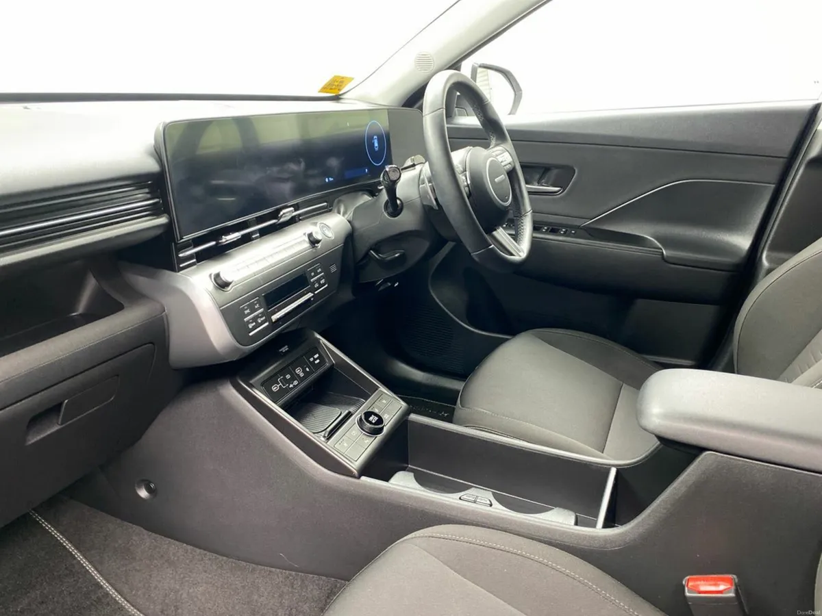 Hyundai KONA 1.6 HYBRID Elegance Auto - Image 3