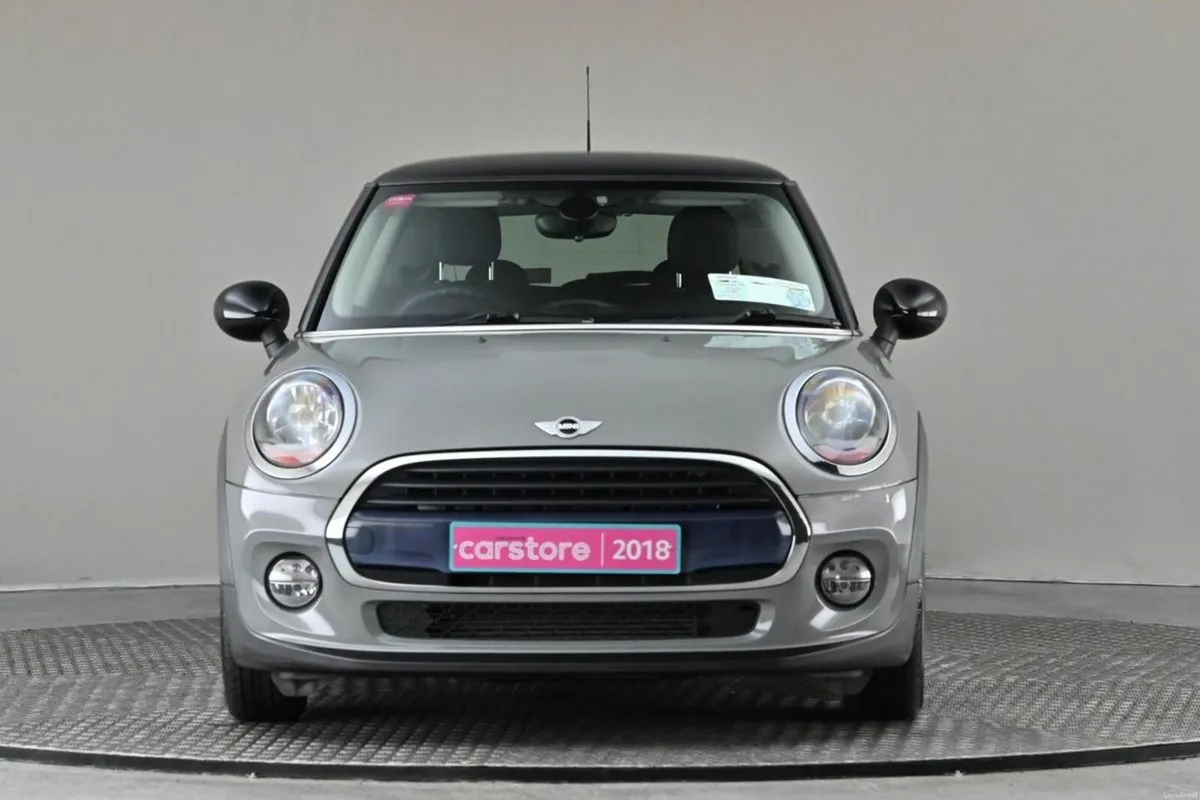 Mini Cooper 1.5 6SPD 3DR **TWO-TONE ROOF** - Image 2