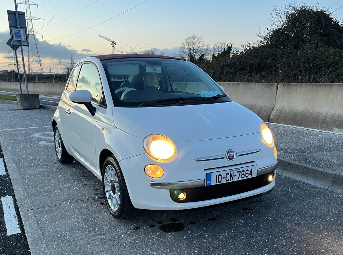 2010 Fiat 500c - Image 3