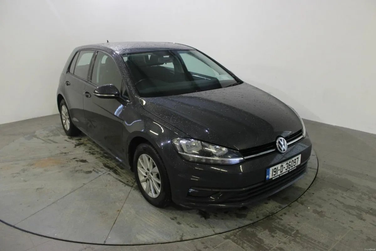 Volkswagen Golf 1.6 TDI 115HP Trendline - TENDER 5 - Image 1