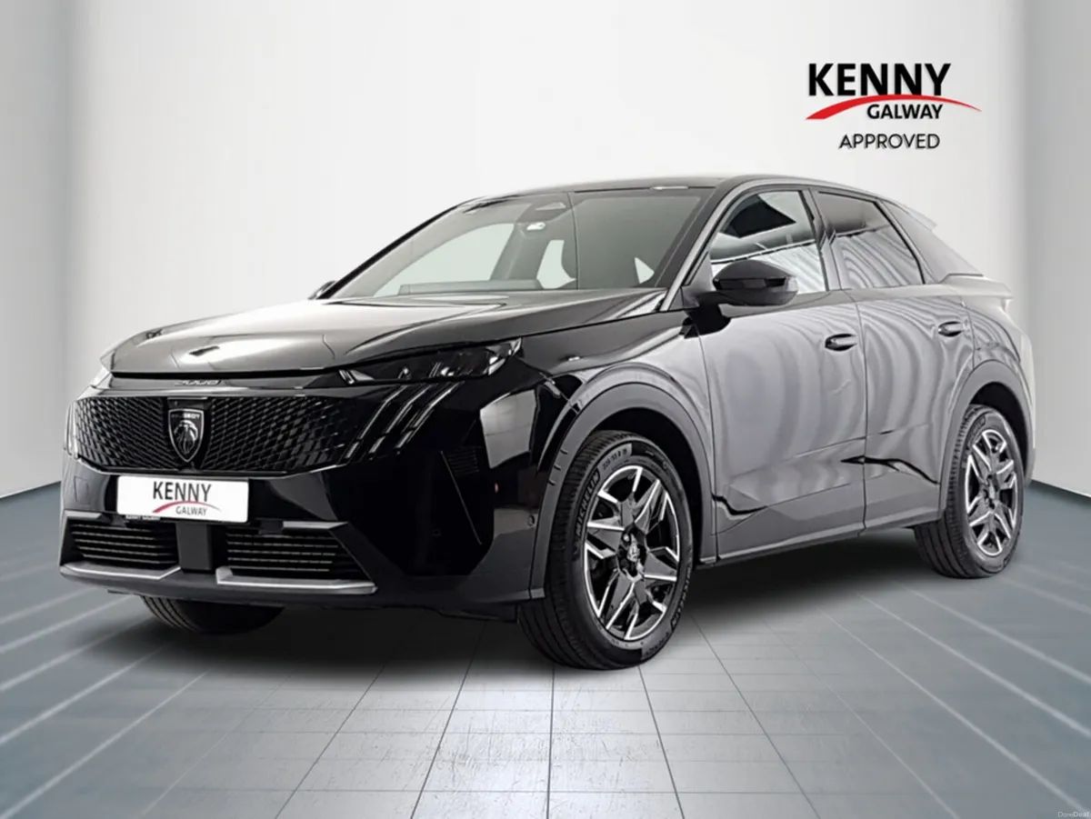 Peugeot 3008 *Deposit taken* ALLURE 1.2 MHEV 136 E - Image 3