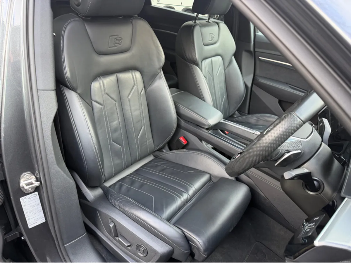 Audi e-tron 55 S LINE QUATTRO COUPE//SUPERB SPEC// - Image 4