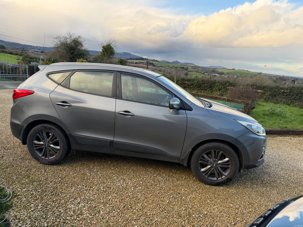 Hyundai ix35 1.7D 2014 5 Seater 2 Wheel Drive - Image 2