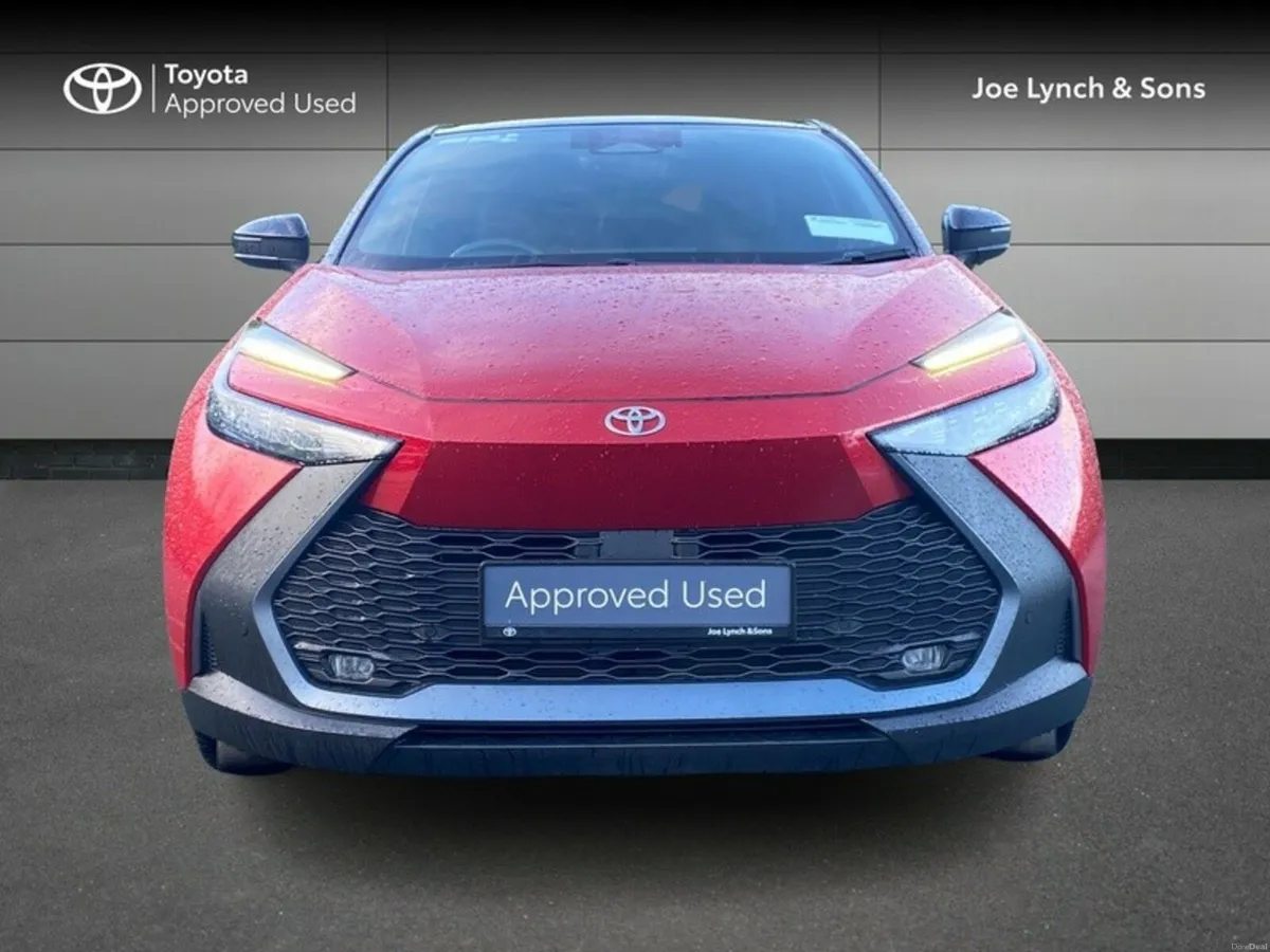 Toyota C-HR Hybrid Sport+ - Image 5