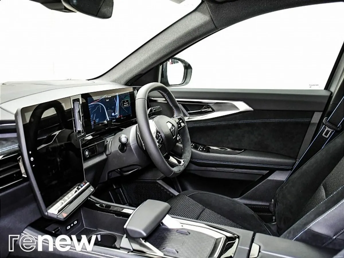 Renault Austral Techno Esprit Alpine E-Tech Full H - Image 5