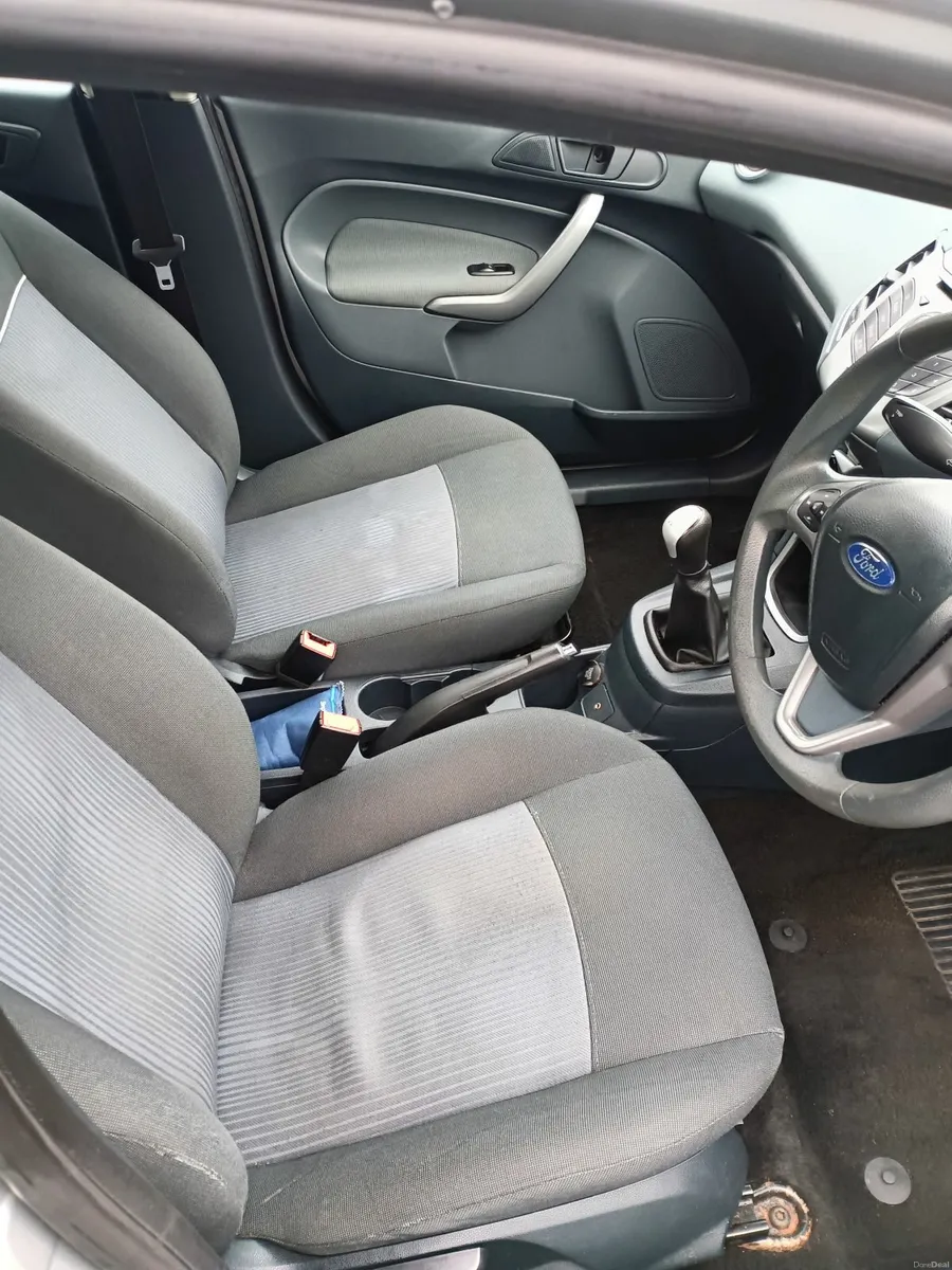 Ford Fiesta 2012 - Image 3