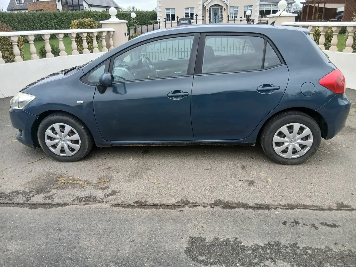 Toyota Auris 2008 - Image 3