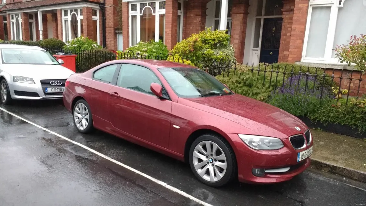 BMW 3-Series 2010 - Image 1