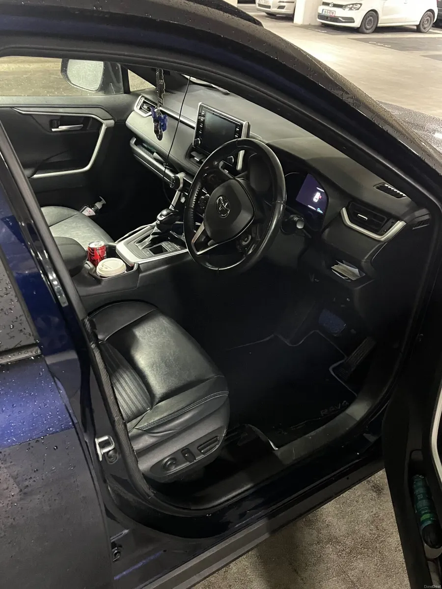 Toyota RAV4 2021 - Image 4