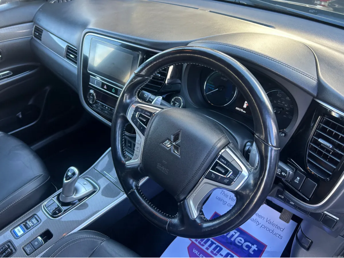 Mitsubishi Outlander 2.4 4H PHEV 221BHP 5 5DR AUTO - Image 2