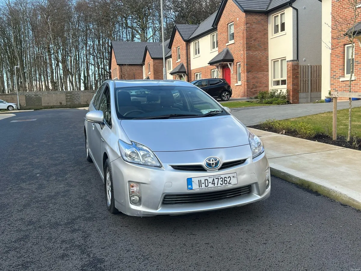 2011 Toyota Prius 1.8 Petrol Hybrid NCT and TAX - Image 3