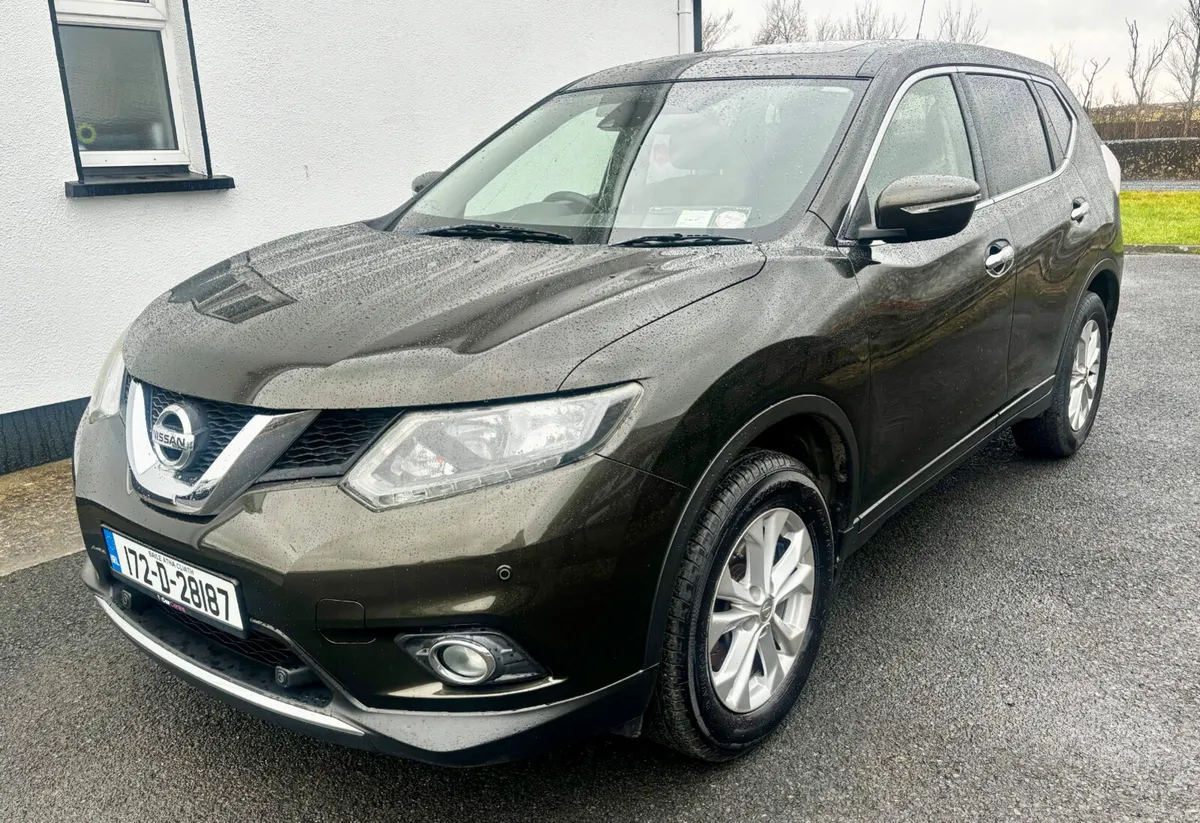 2017 Nissan X-Trail 7 SEATER IMMACULATE - Image 1