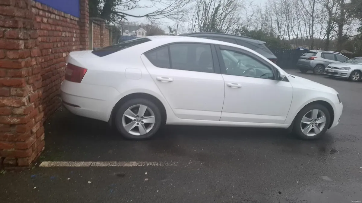 Skoda Octavia 2018 - Image 1