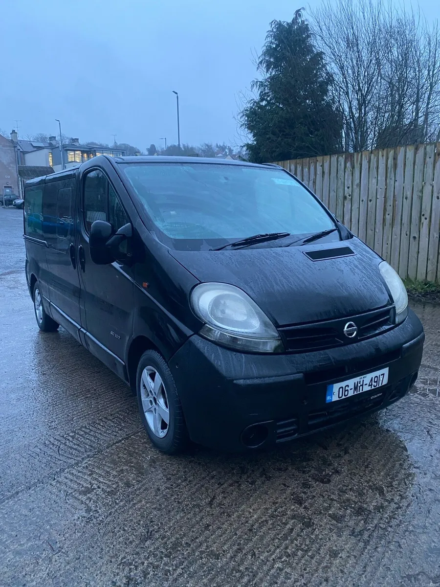 Minibus 9 seater Nissan NCT 02/27 Tax 11/26 - Image 1