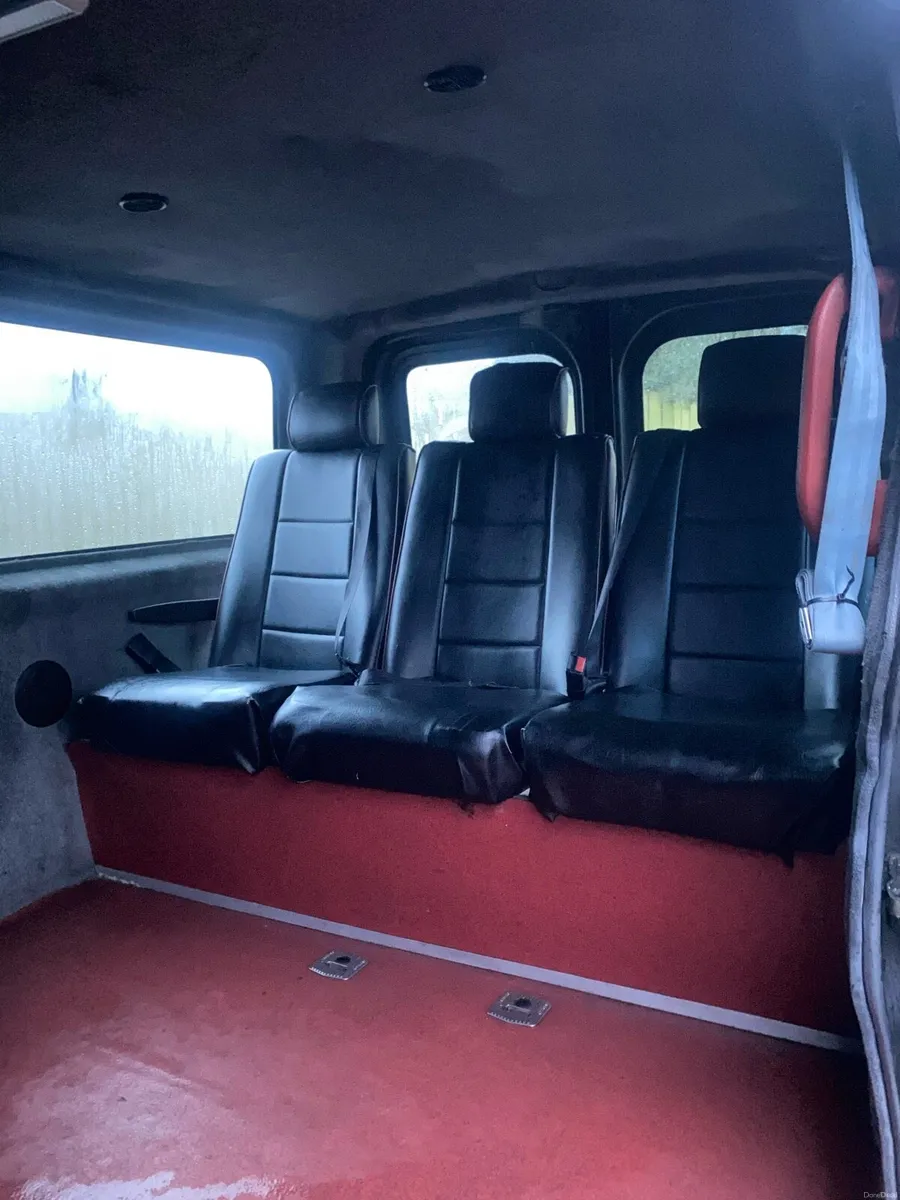 Minibus 9 seater Nissan NCT 02/27 Tax 11/26 - Image 4