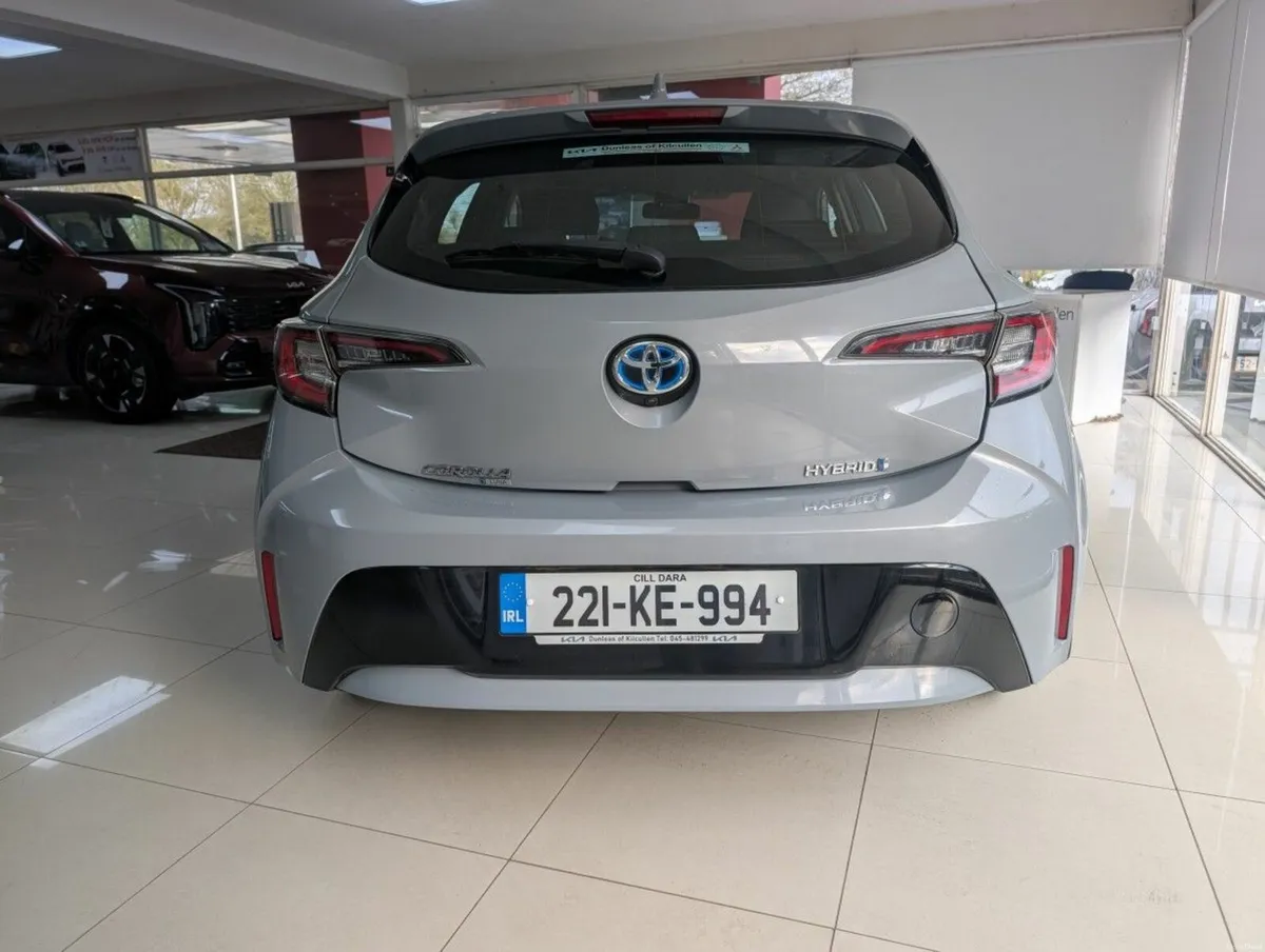 Toyota Corolla Hybrid Luna H/B 4dr - Image 3