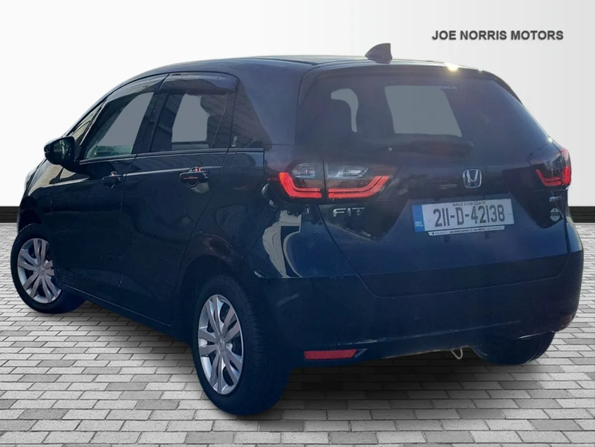 Honda Jazz 1.5 Hybrid Automatic Low mileage - Image 3