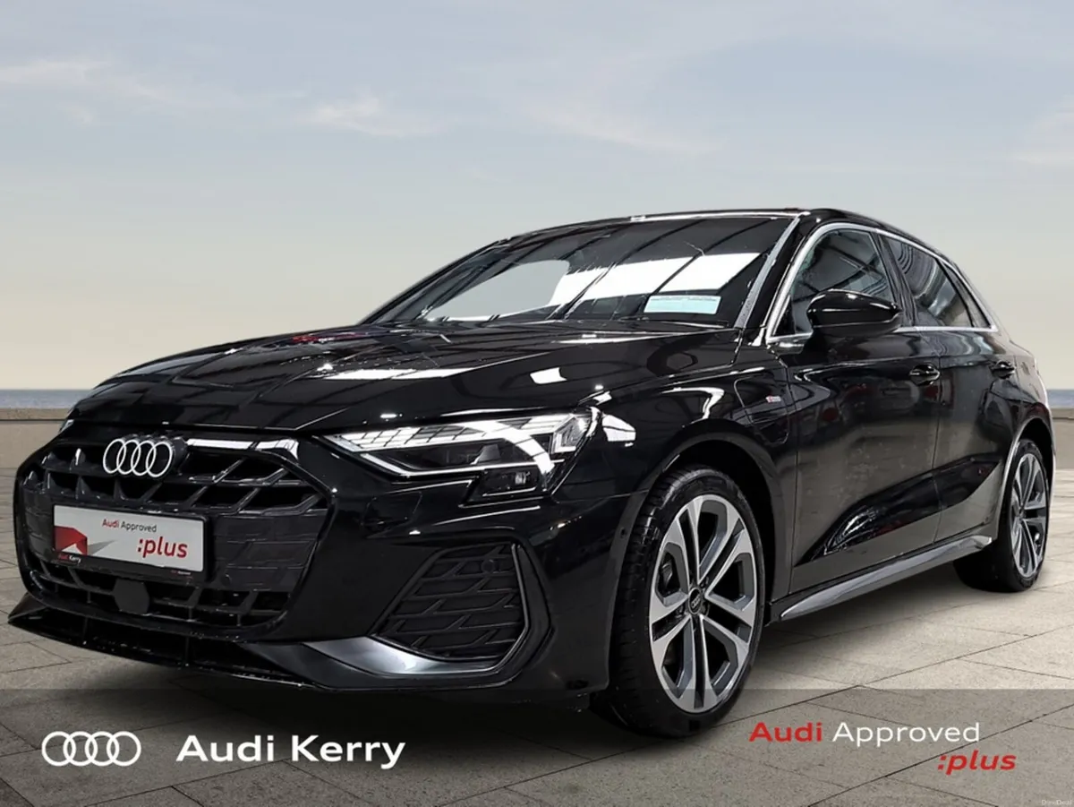 Audi A3 SPORTBACK 40TFSI E S-LINE AUTOMATIC - Image 3