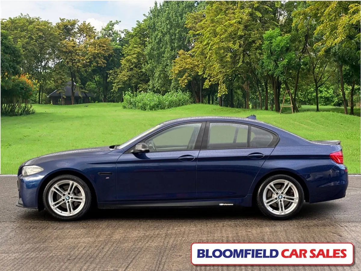 BMW 5-Series 520D MSPORT , AUTO // LOW MILEAGE - Image 4