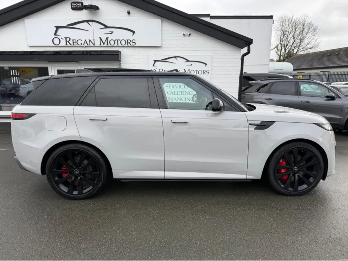 Land Rover Range Rover Sport (232) P440E SE DYNAMI - Image 2