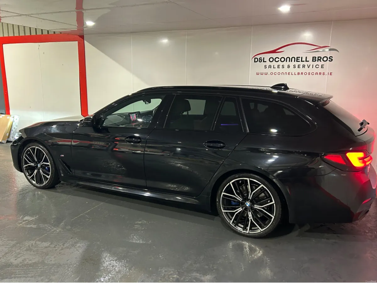BMW 5-Series G31 M SPORT MHEV AUTO 520 D TOURING - Image 6