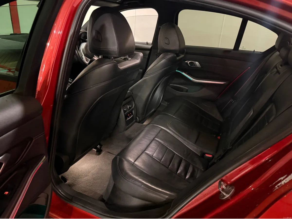 BMW 3-Series M SPORT AUTO 320 D - Image 4