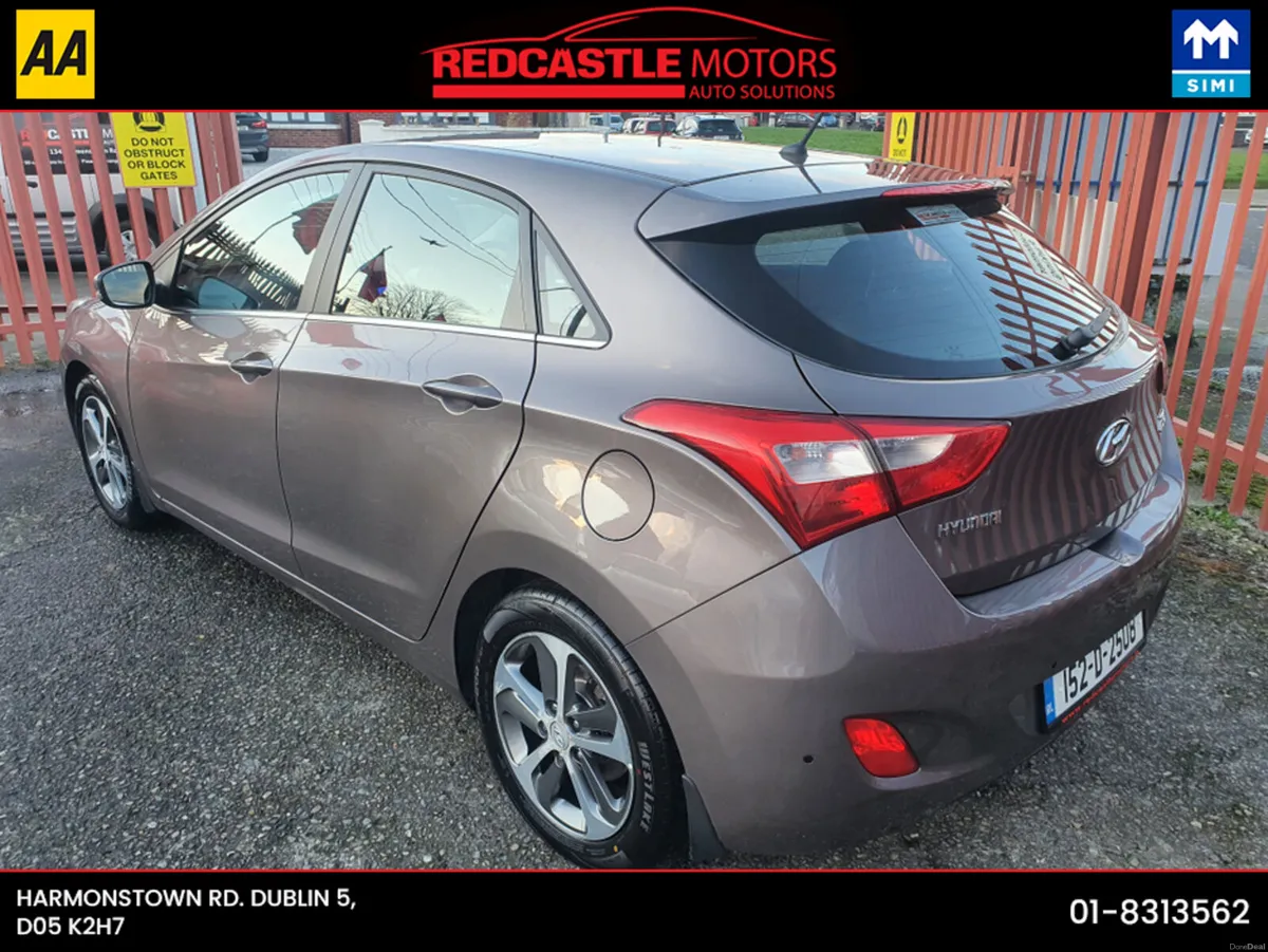 Hyundai i30 1.6 DELUXE 5DR (NCT 10/26) - Image 3