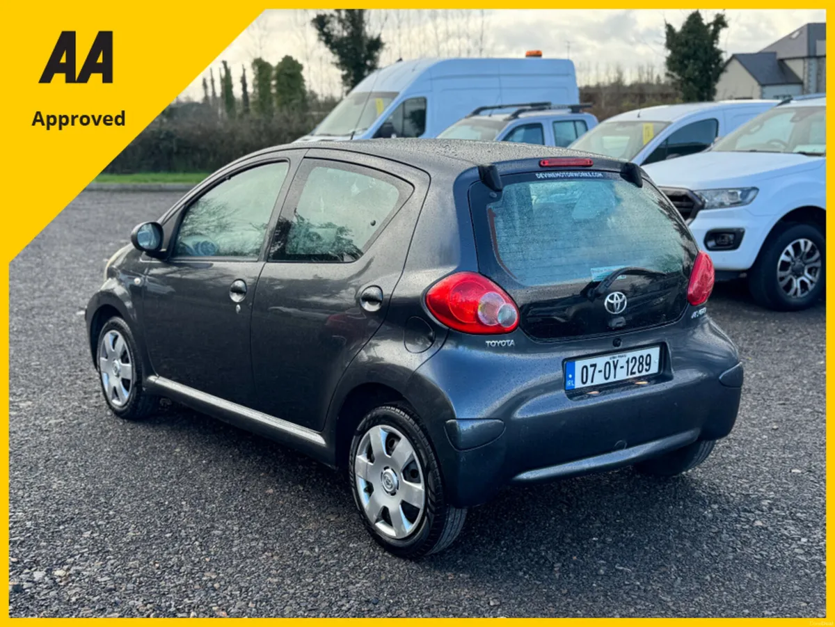 Toyota Aygo 1.0 5DR AURA - Image 3