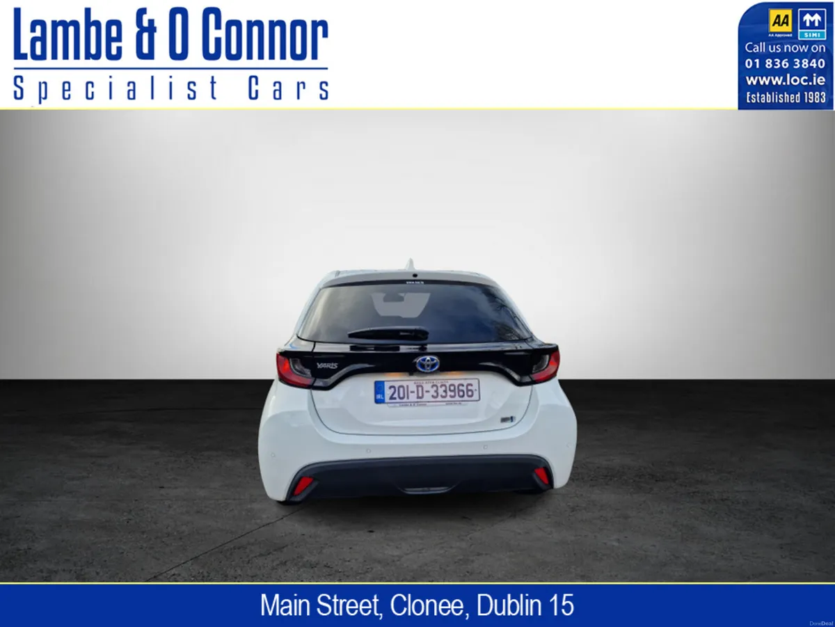 Toyota Yaris 1.5 AUTOMATIC **** HYBRID **** NEW MO - Image 4