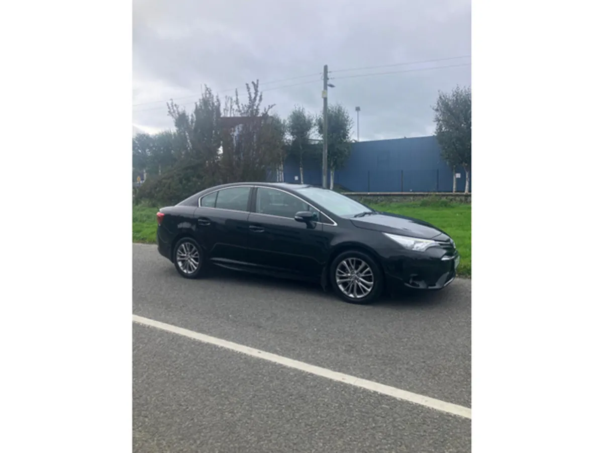 Toyota Avensis 1.6 D LUNA 4DR - Image 3