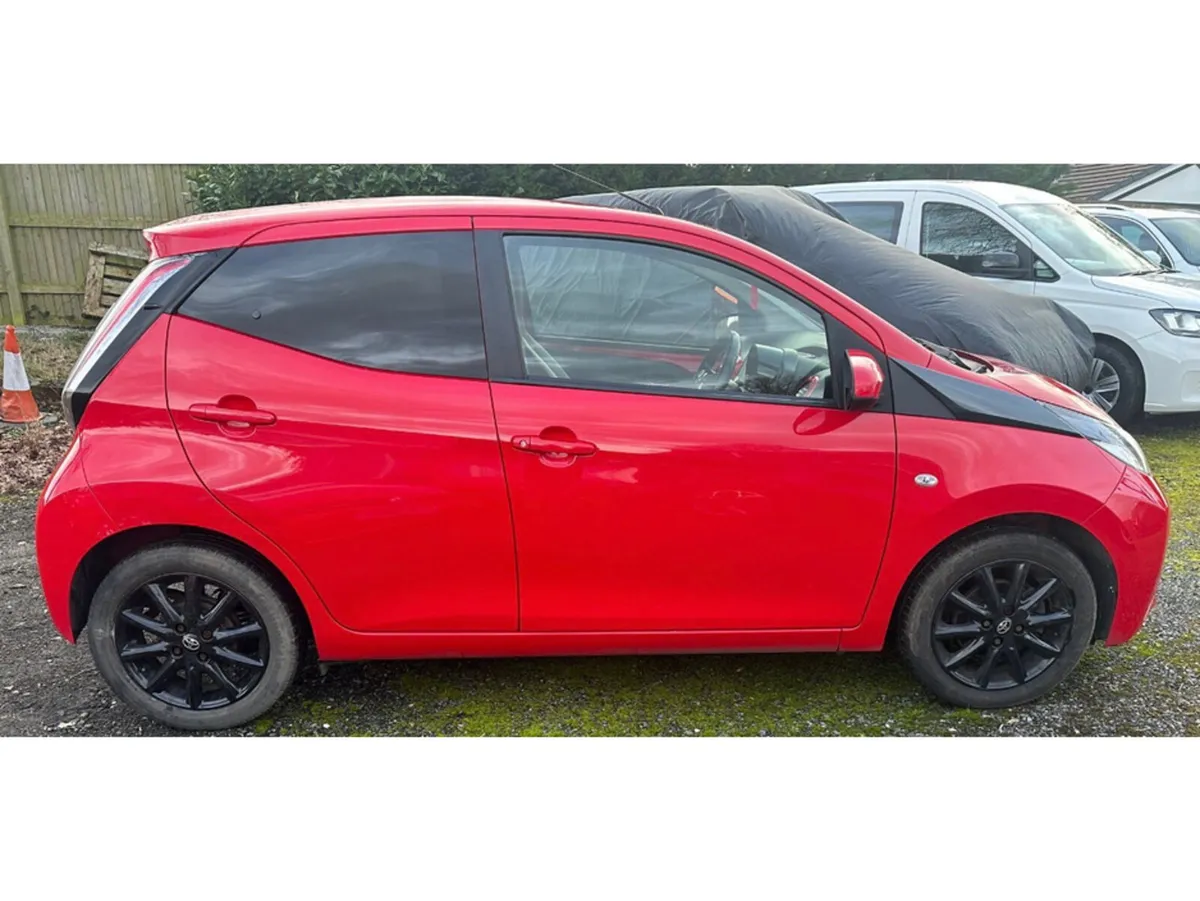 Toyota Aygo X-STYLE VVT-I CVT X-SHIFT//1 YEAR ROAD