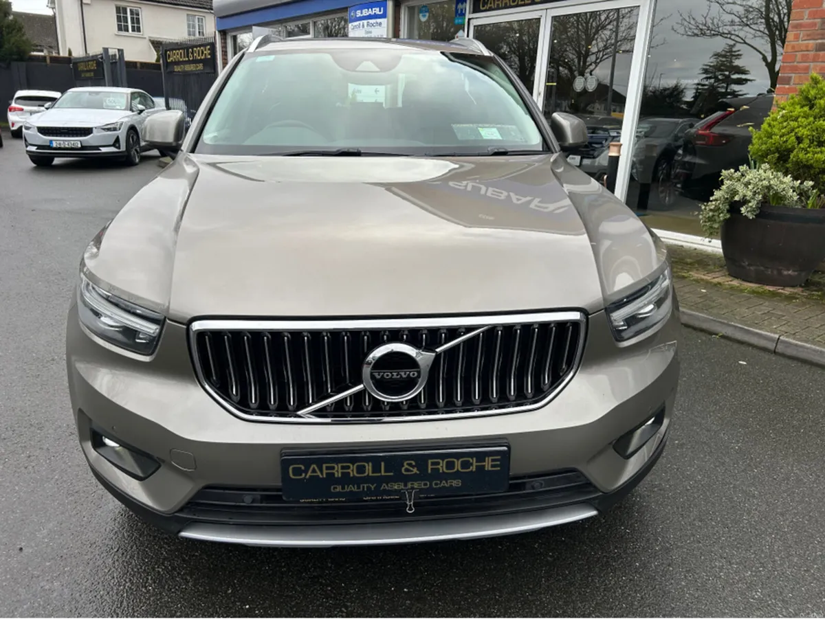 Volvo XC40 T2 Inscription-Pro ! Automatic Petrol - - Image 4