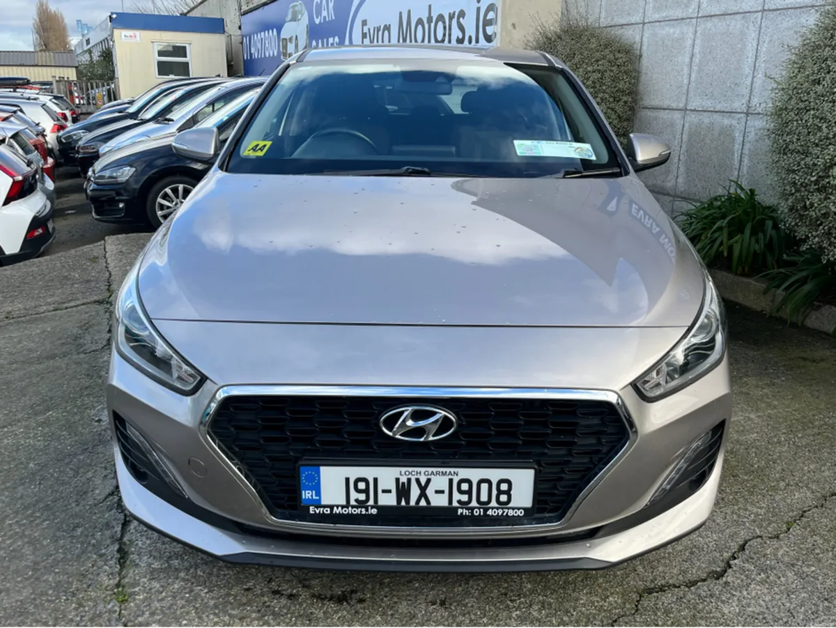 Hyundai i30 DELUXE 1.0 PETROL //REVERSE CAMERA//CA - Image 3