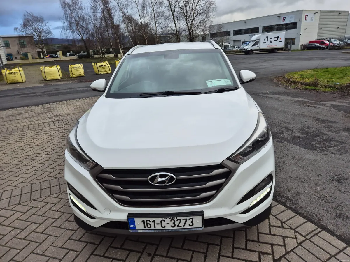 Hyundai Tucson 2016. Diesel.Manual.Service History - Image 1