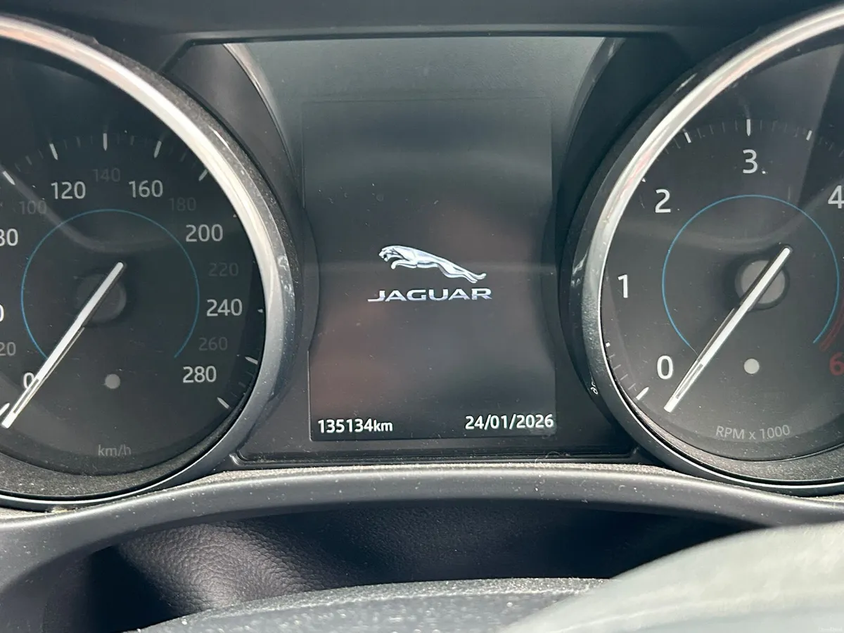 Jaguar F-Pace 2018 diesel automatic €16990 - Image 2