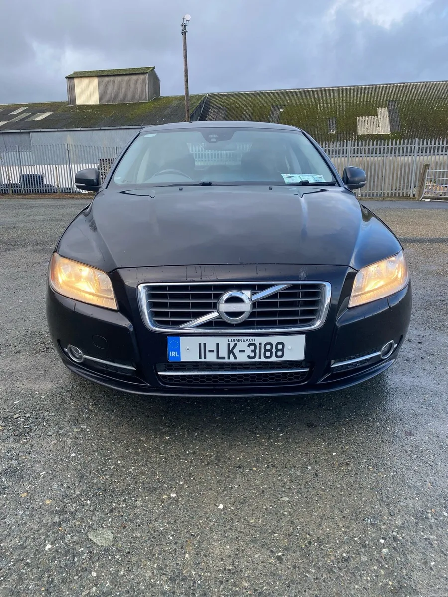 Volvo S 80 - Image 2