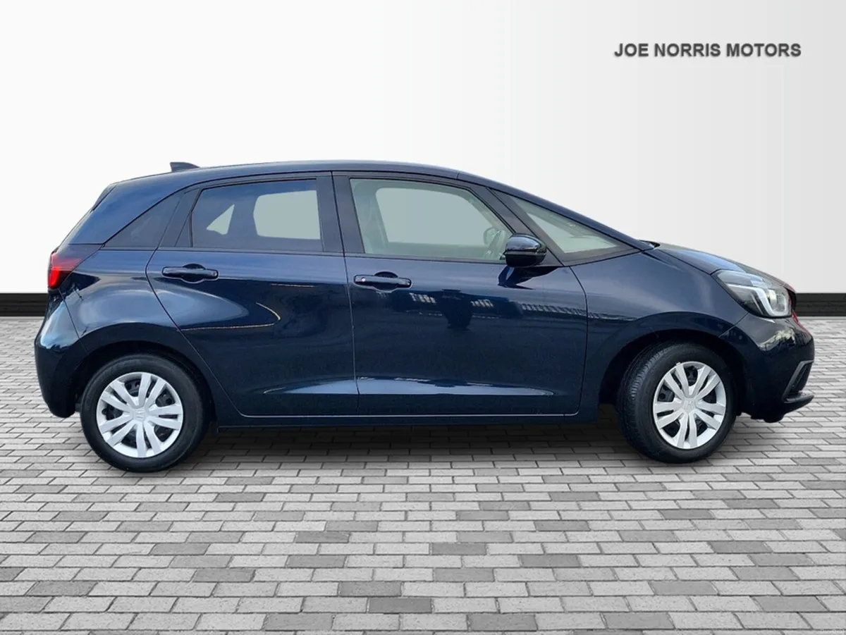 Honda Jazz 1.5 Hybrid Automatic - Image 4