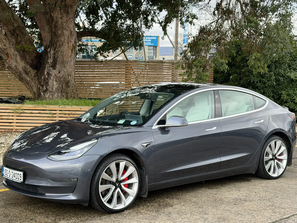 Tesla Model 3 2019.PERFORMANCE..WHITE LEATHER..AWD - Image 3