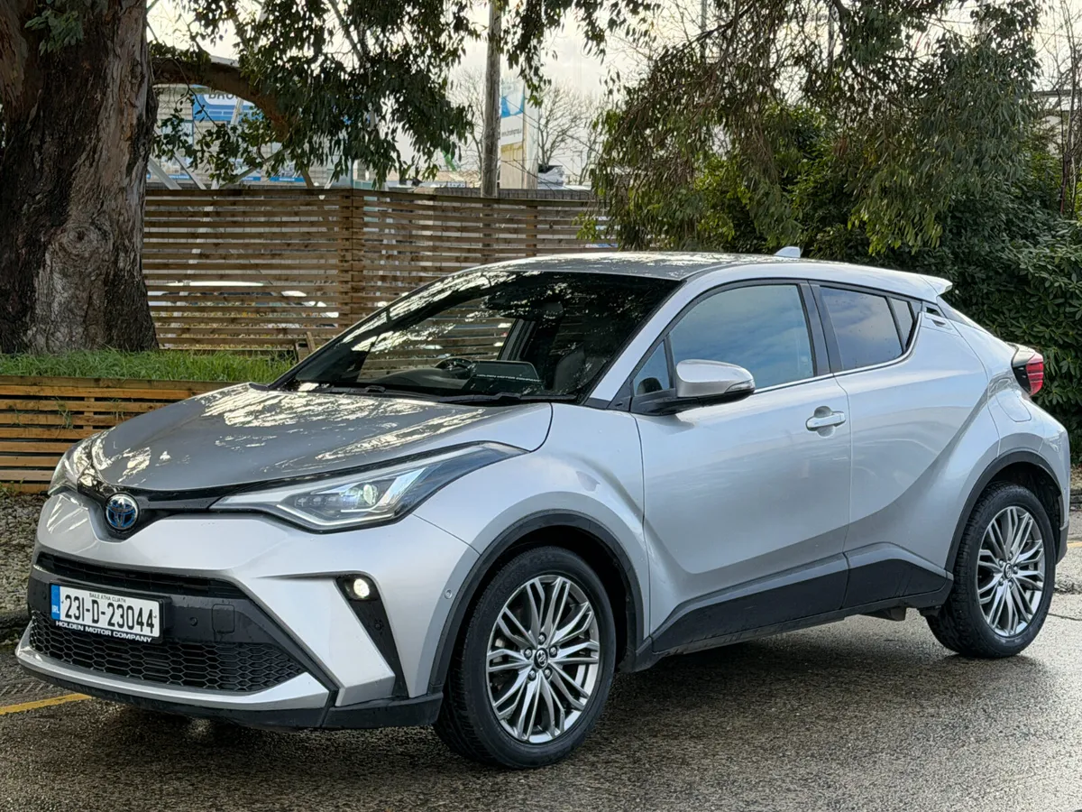 Toyota C-HR 2023..KEYLESS ENTRY..FOLDING MIRRORS - Image 2