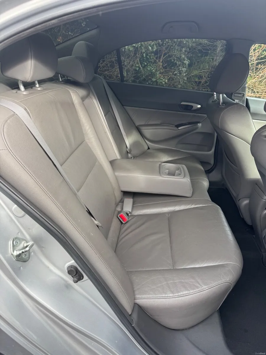 Civic 1.3  Hybrid Automatic