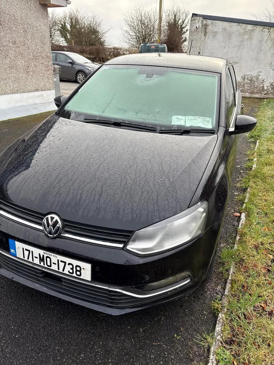 Volkswagen Polo 2017 Mercedes C200 - Image 4